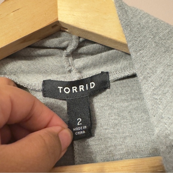 Torrid Drape Front Cardigan Grey Women Size 2X - Picture 5 of 8